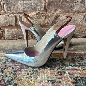 JENNI KAYNE / metallic silver slingback mirror point toe  heels 38